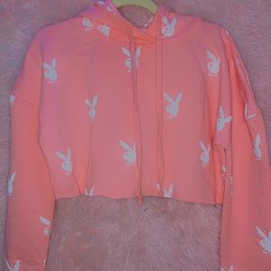 MISSGUIDED PLAYBOY PINK LOGO CROP HOODIE 🐰